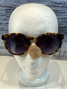 Quo Beauty Classic Round Frames Tortoise Brown Sunglasses 100% UVA